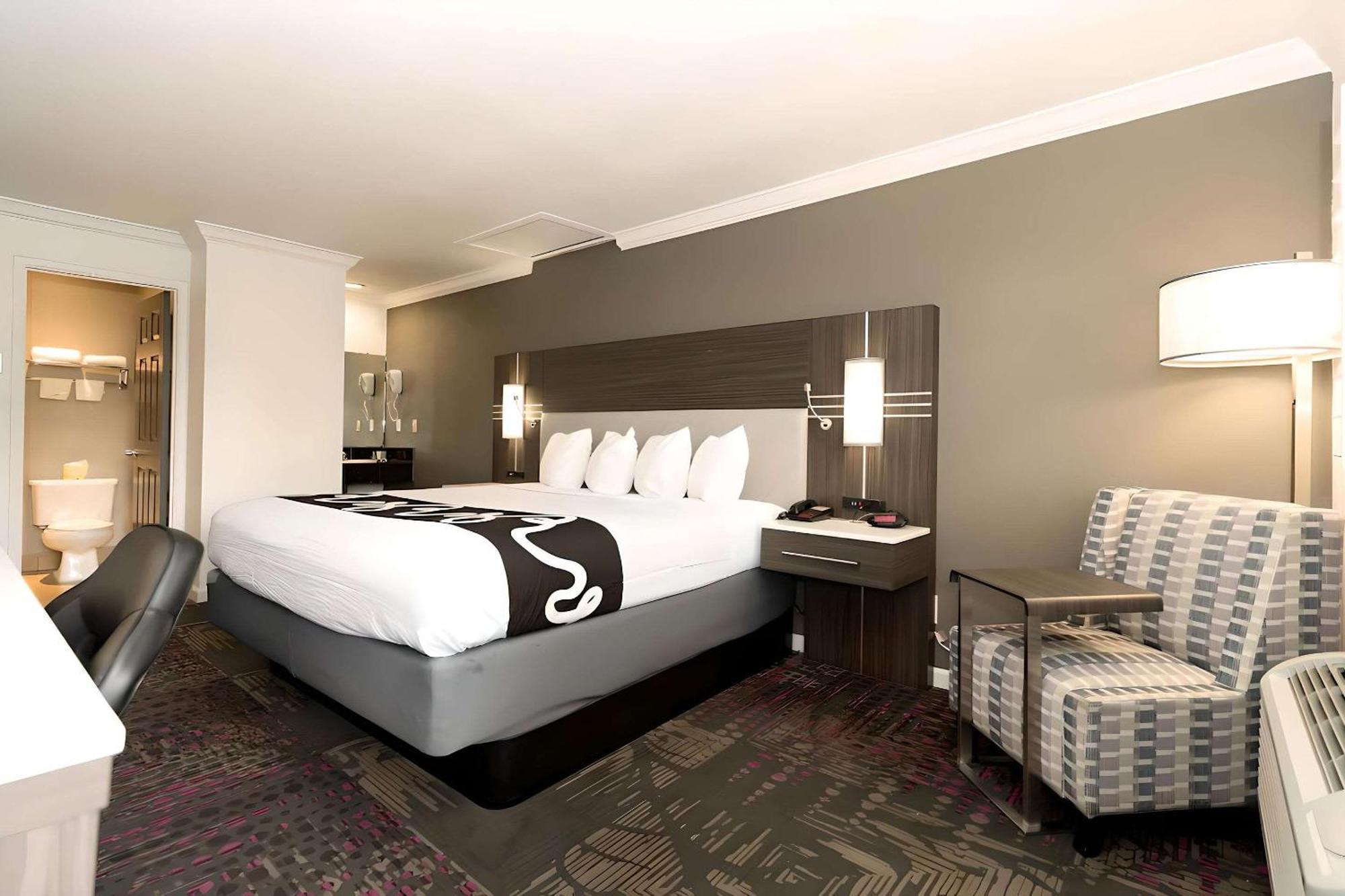 Rodeway Inn San Jose Hwy-101 Tully Rd Exit Экстерьер фото