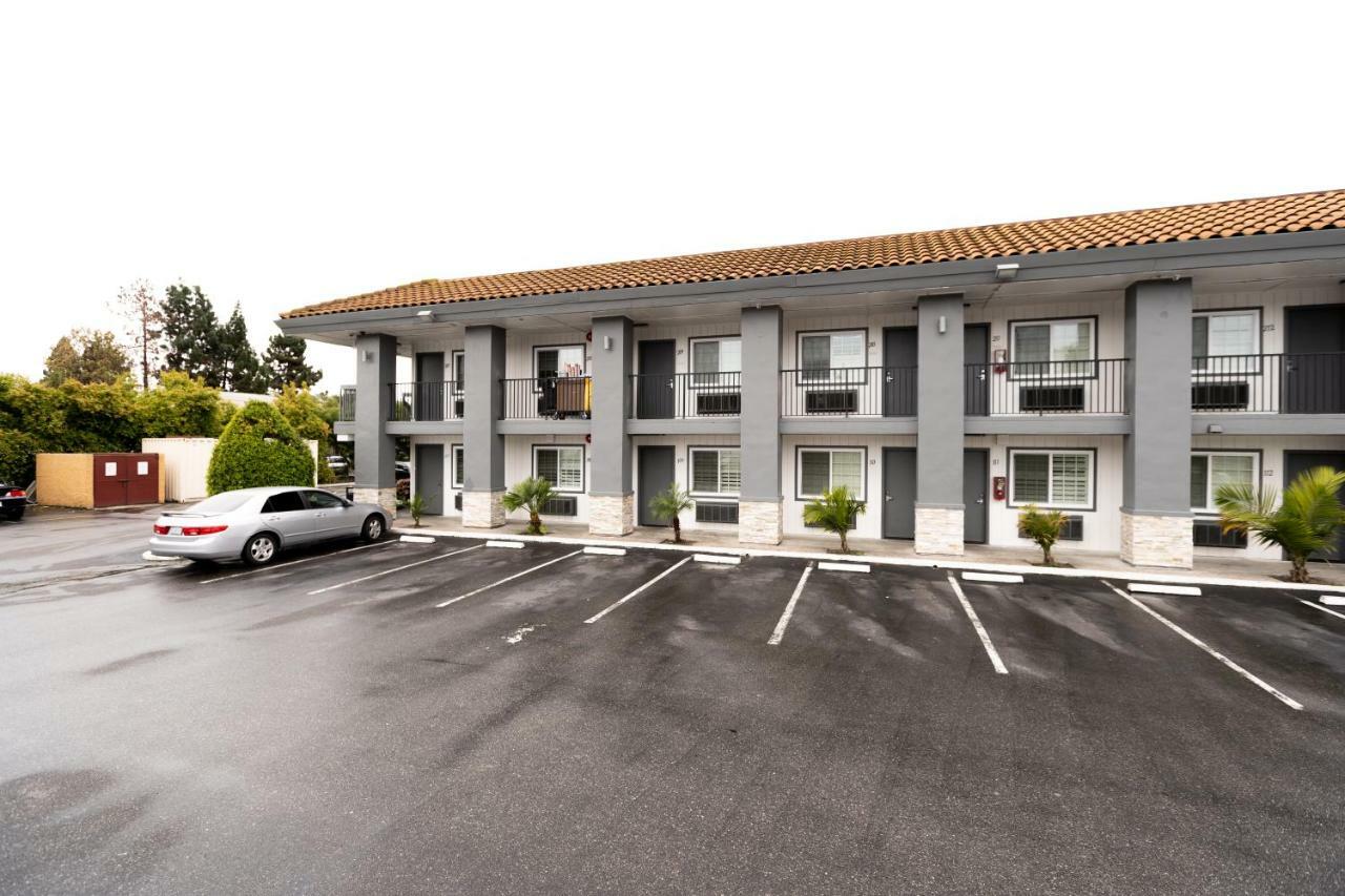 Rodeway Inn San Jose Hwy-101 Tully Rd Exit Экстерьер фото