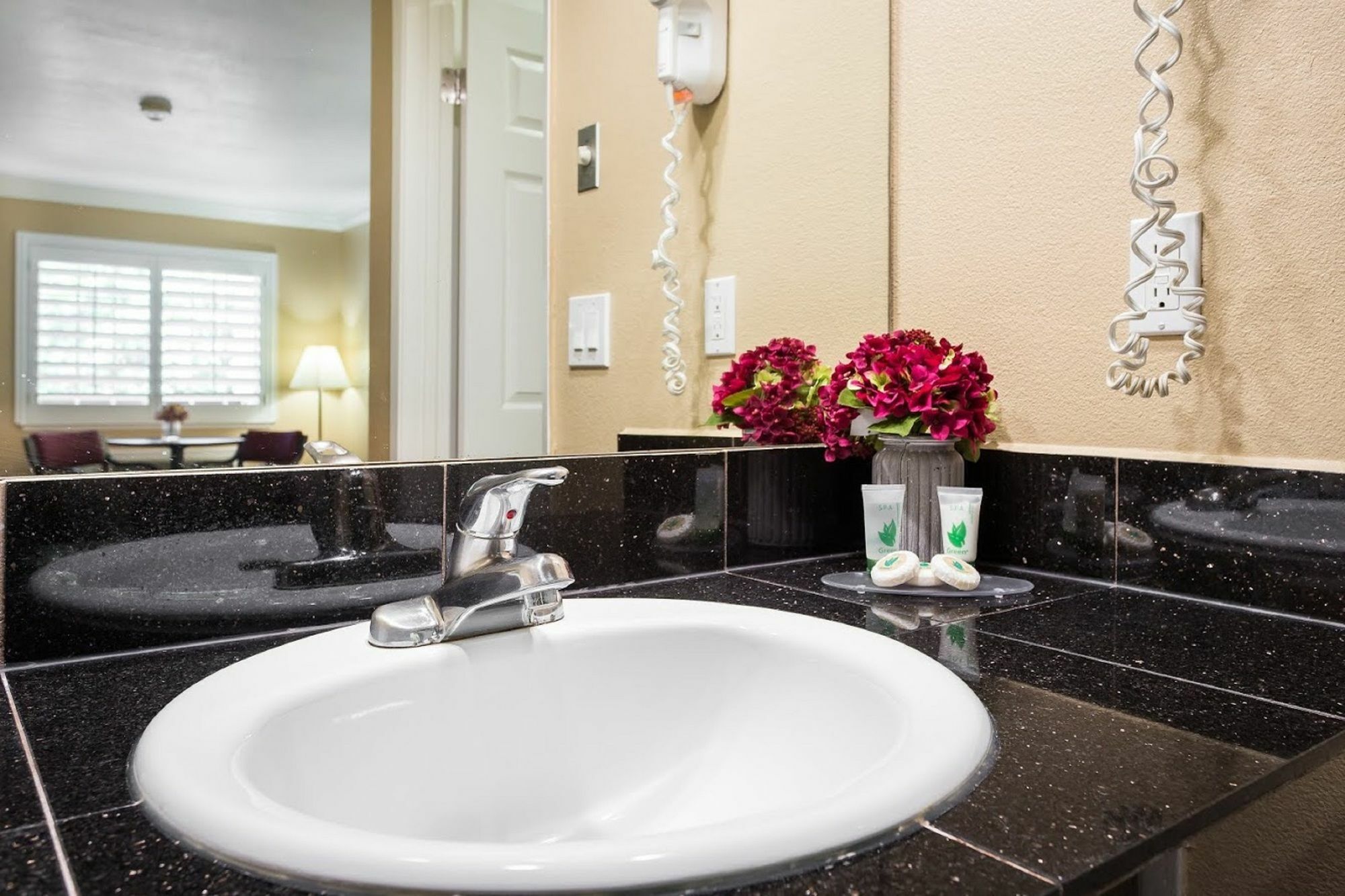 Rodeway Inn San Jose Hwy-101 Tully Rd Exit Экстерьер фото